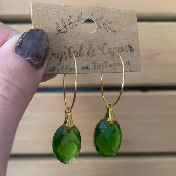 Peridot Dangle Hoops-Gold Plated/NWT - Picture 3 of 3